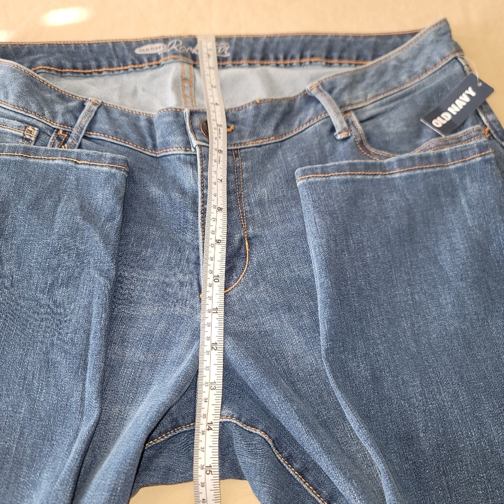 Old Navy Women's Rockstar Jeans, Size 18 Blue, Denim NWT. - Picture 7 of 14